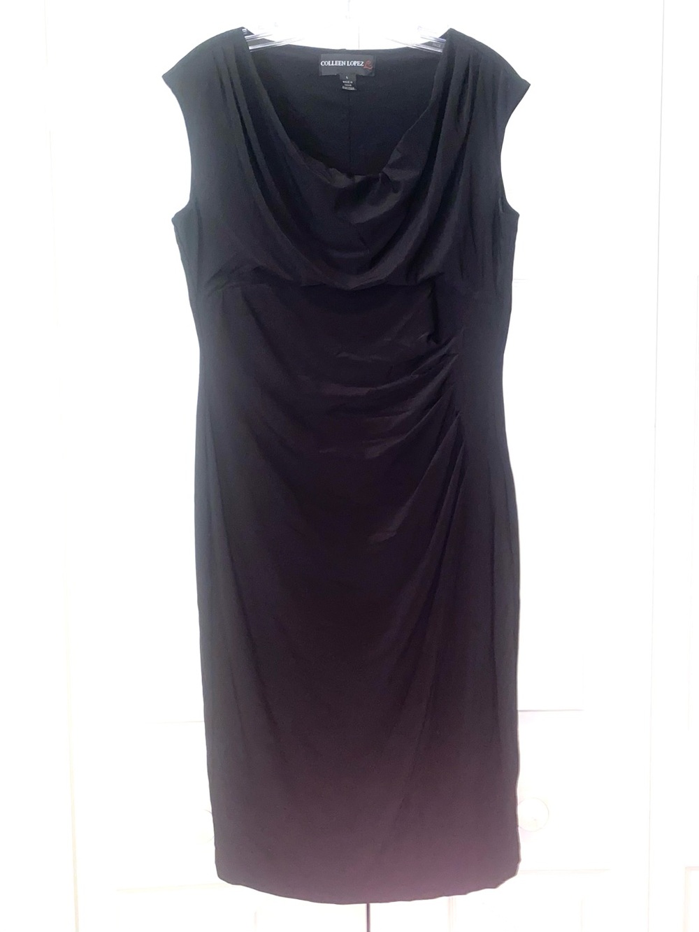 Colleen Lopez Black Draped Neck Sheath Cocktail/Work Dress with Side Ruching